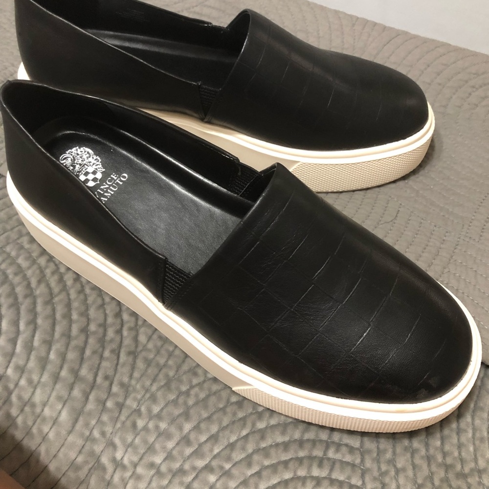 Vince Camuto Women’s Abbinna Platform Sneaker